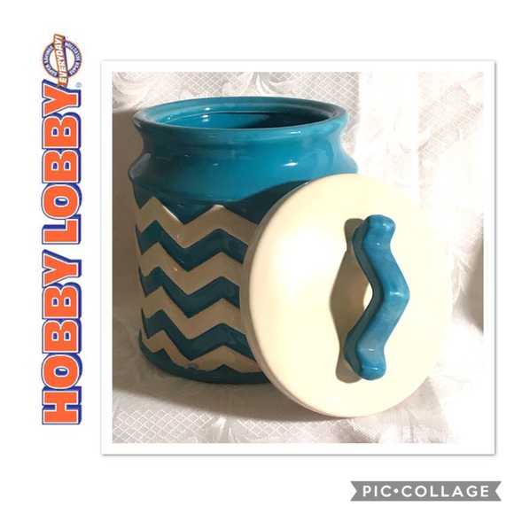 HOBBY LOBBY HOME ACCENT COOKIE JAR - Picture 3 of 5